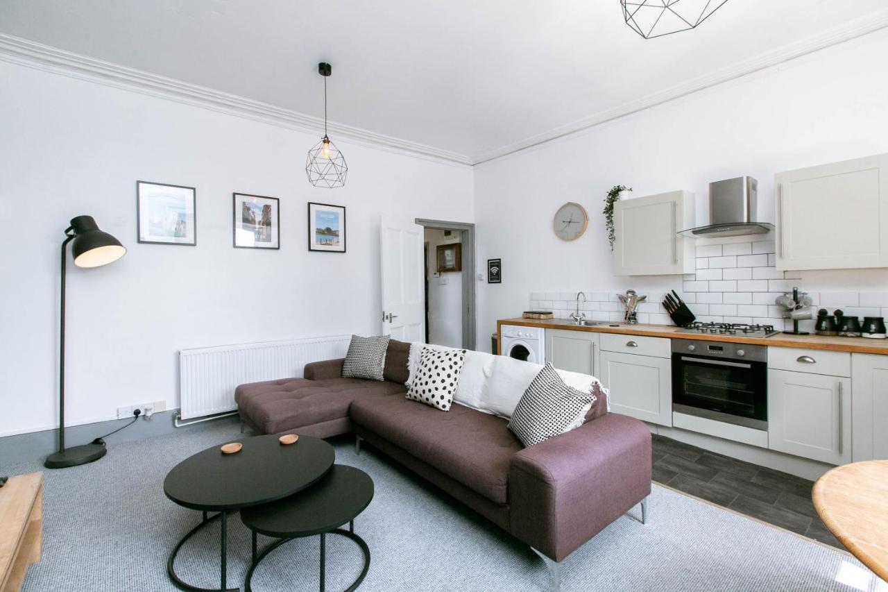 Peaceful Apartment - Dedicated Free Parking - Walk To Centre, Uni, Hosp - Business And Leisure - Contact For Long Stays Exeter Ngoại thất bức ảnh